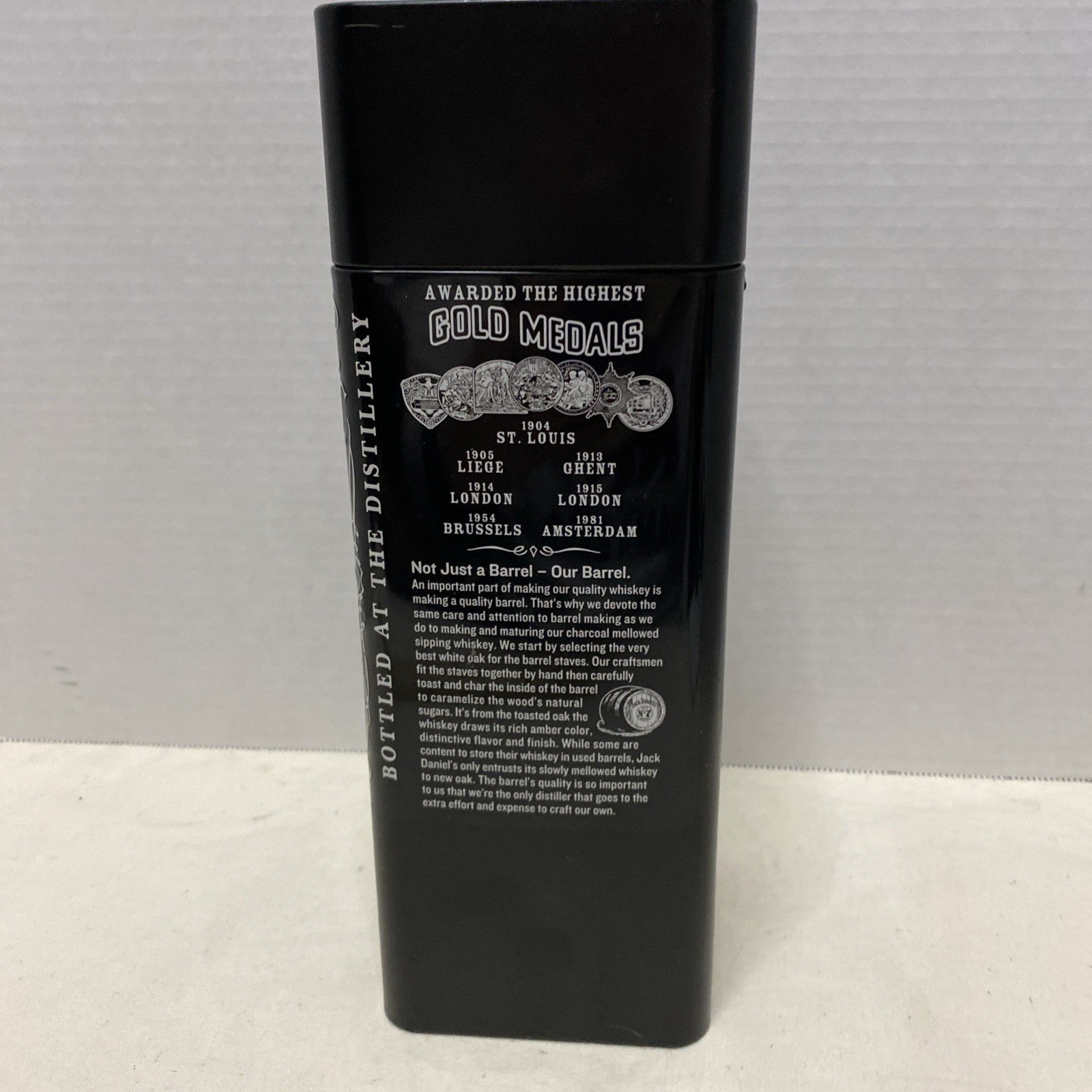 Jack Daniel’s Whiskey Tin Hinged Metal Old No. 7 Storage Man Cave Advertising