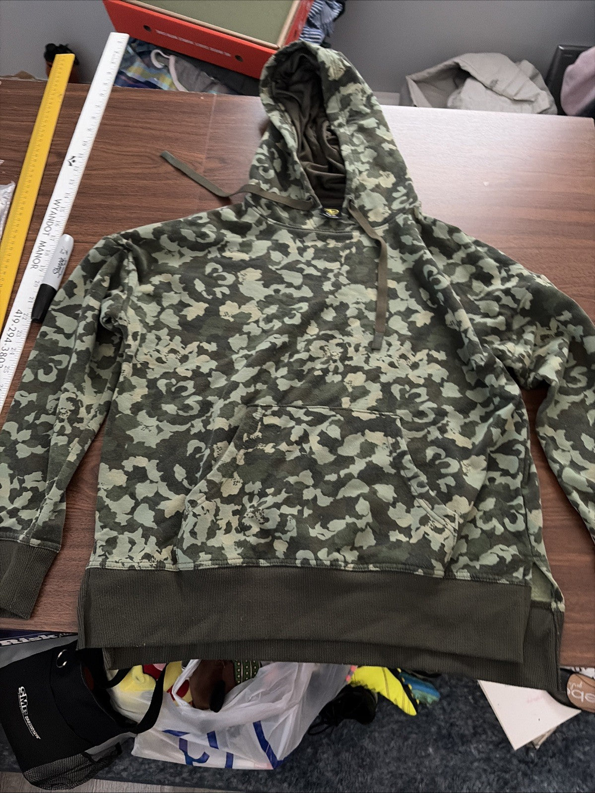 Athletic Teen Medium 8–10 Camouflage Hoodie