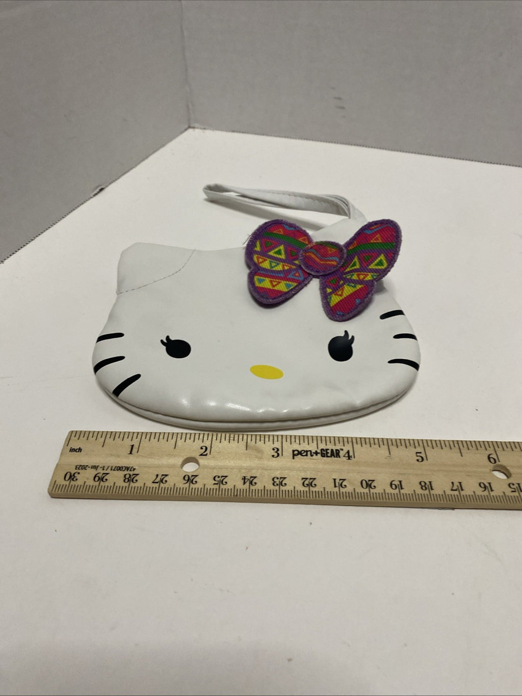 Sanrio Hello Kitty FAB Starpoint Wristlet Pouch