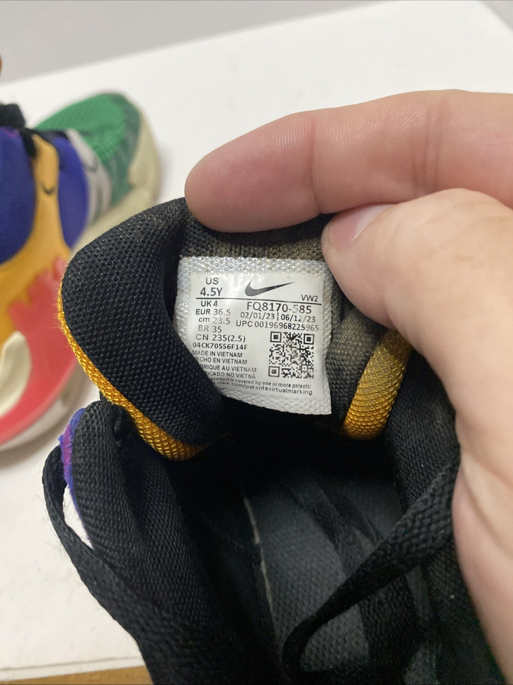 Nike Basketball Shoes Colorful Design Athletic Sneakers Kids 4.5 Y