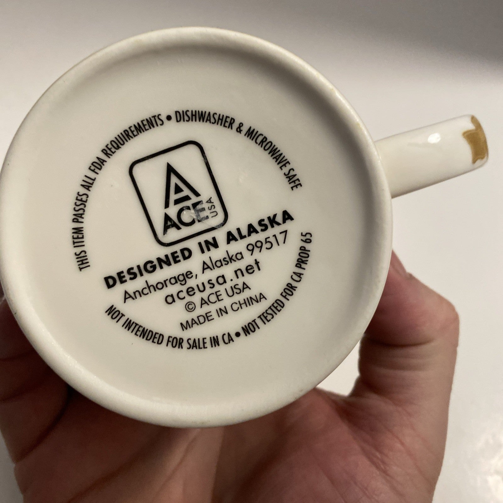 Artic Circle Enterprises Alaska Coffee Cup / Mug Map with Wildlife