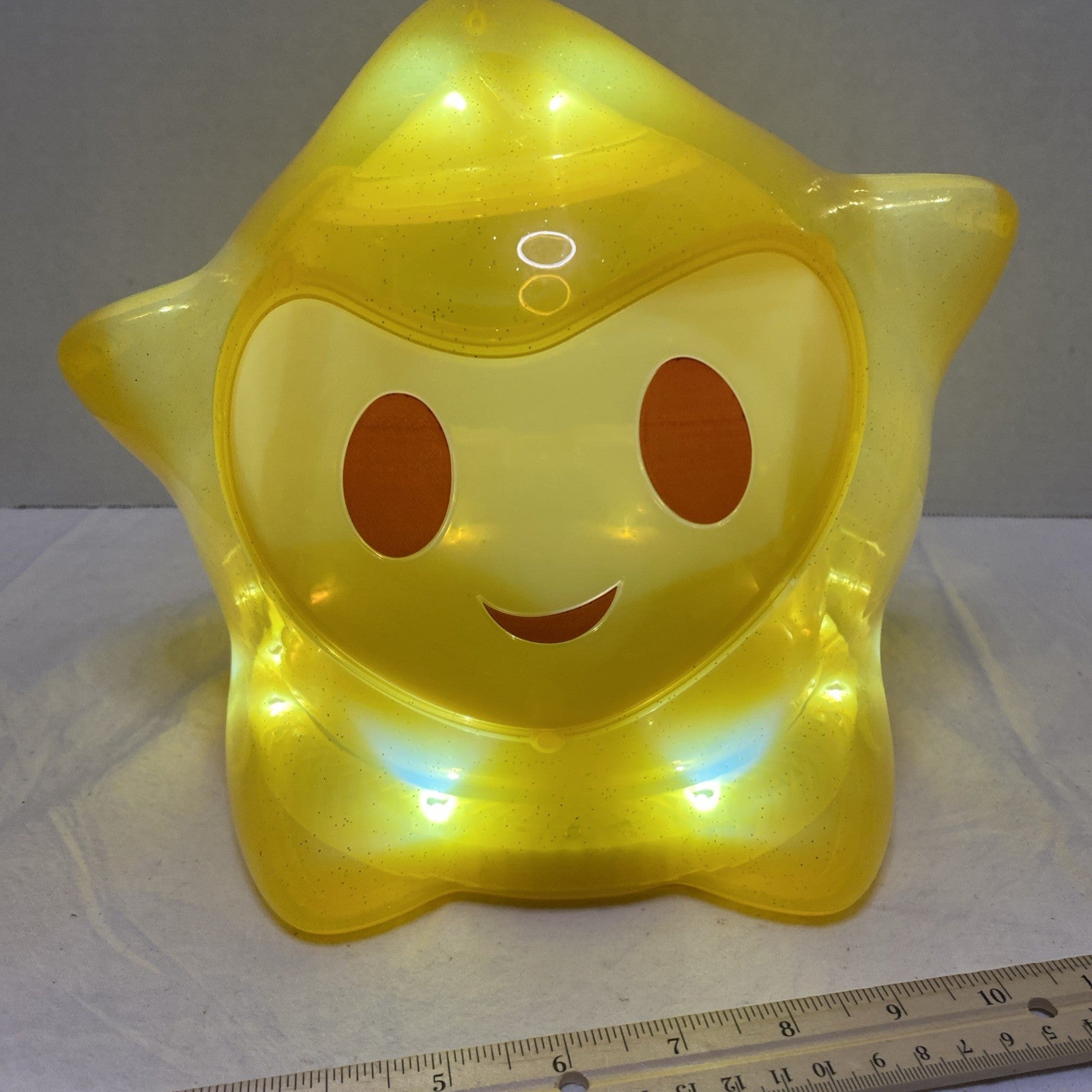 AMC Exclusive 2023 Disney Movie WISH  Star Light-Up Popcorn Bucket