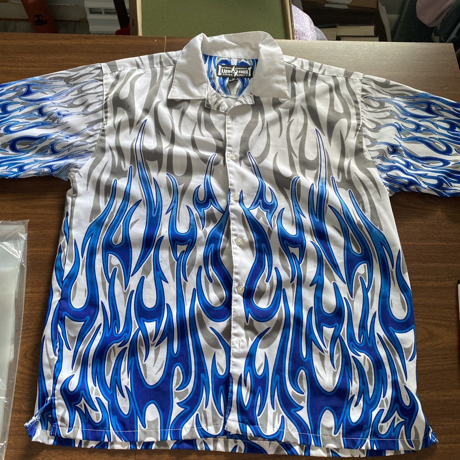 VTG Steve & Barry’s Club Shirt Blue Flame Button Up Collared Men’s Size Med Y2K