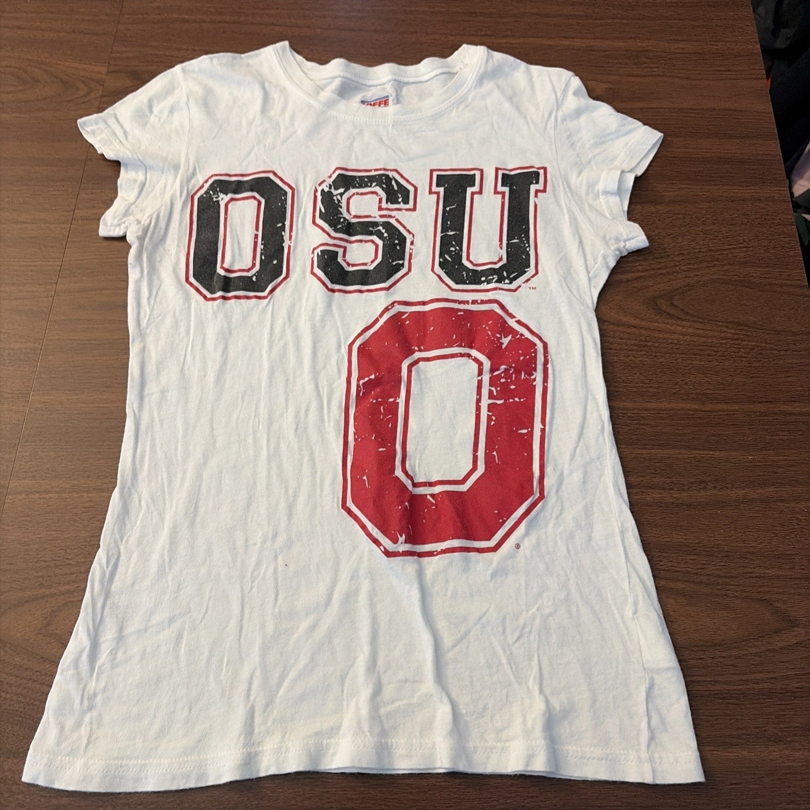 Ohio State University Retro Medium Womens White Graphic Logo Tshirt NCAA
