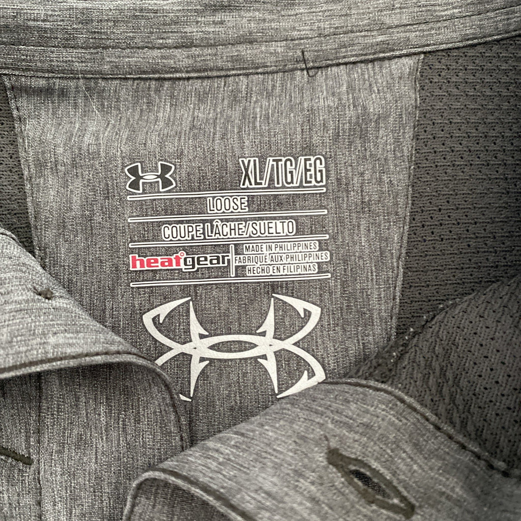 Under Armour extra-large men’s full button up long sleeve gray shirt