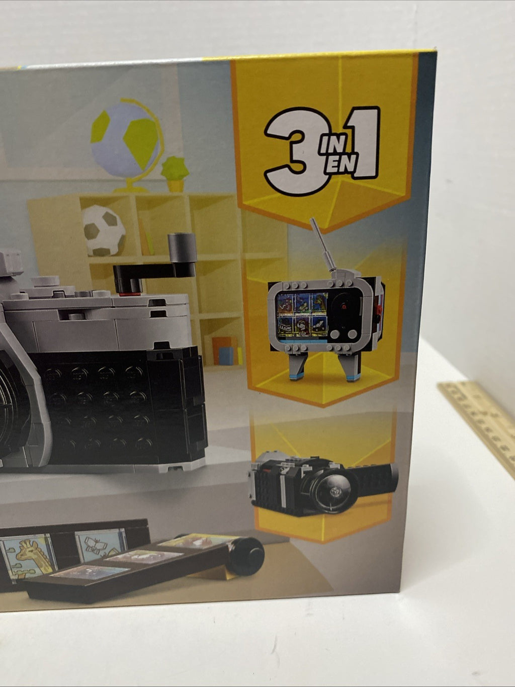 Lego Creator  #31147 3 In 1 Retro Camera 261 Pieces Video Camcorder TV  Sealed