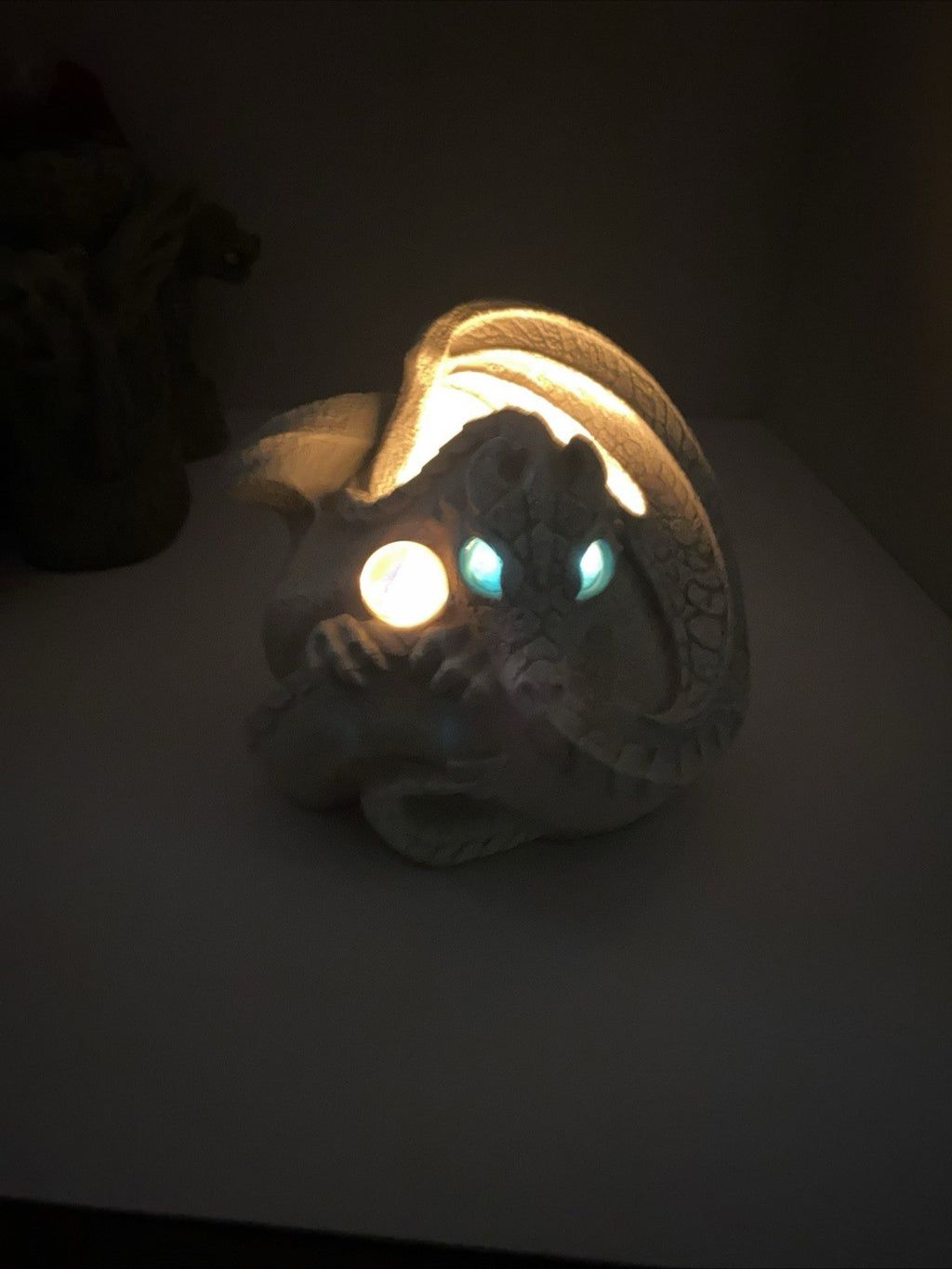 Windstone Editions Pena Dragon Candle Lamp 1999 White D&D Magic Castle