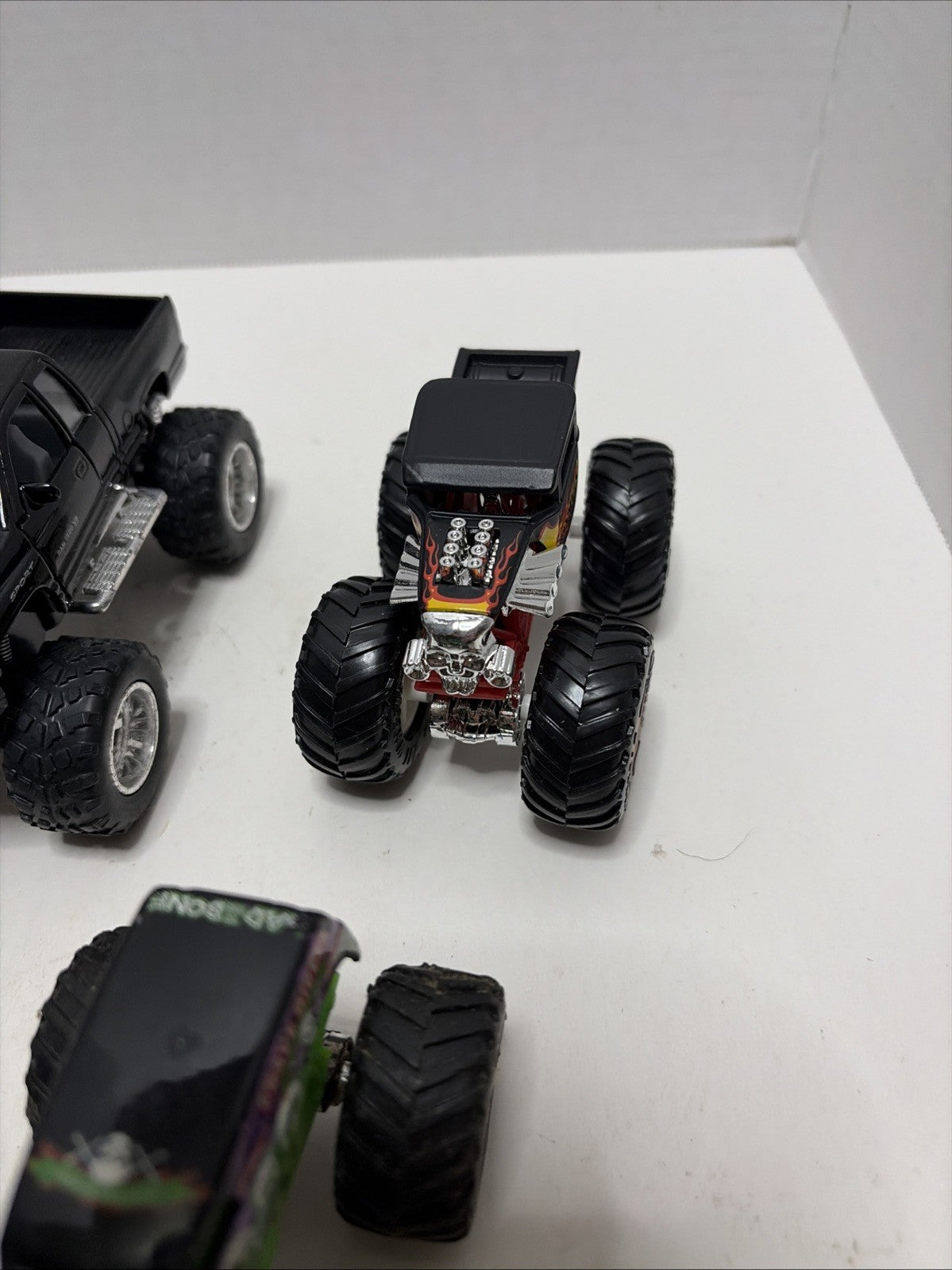Monster Jam Lot Of 7 Diecast 1:64 Scale Monster Trucks