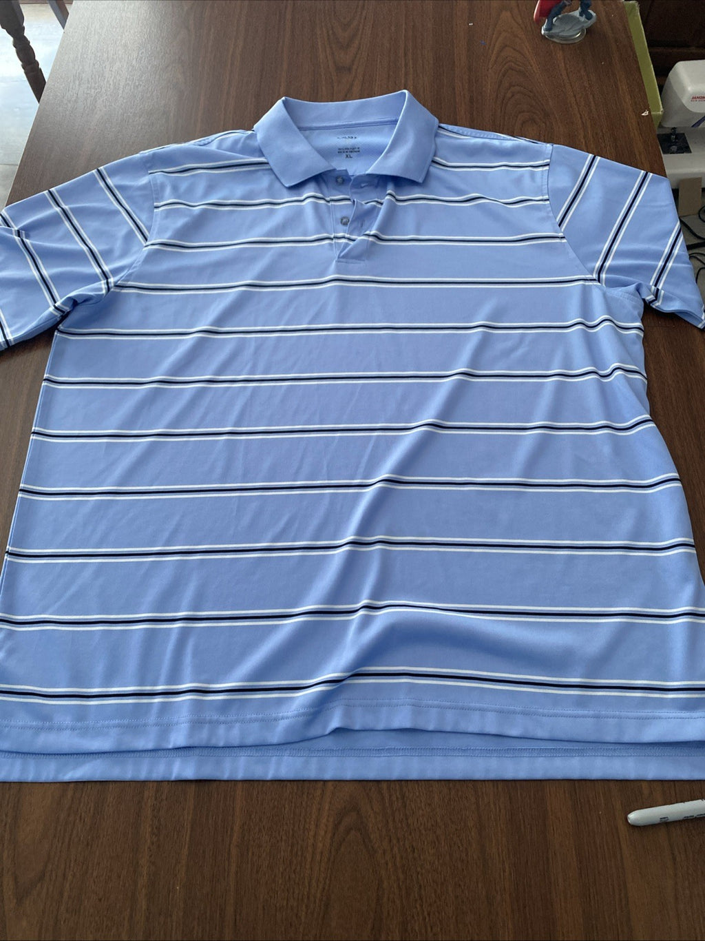 Izod men’s XL polo golf shirt light blue short sleeve