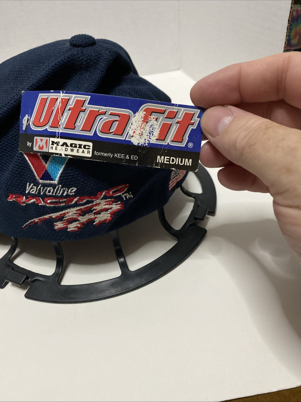 DAYTONA 500 INTERNATIONAL SPEEDWAY HAT 2004 NASCAR VALVOLINE BLUE MEDIUM FITTED