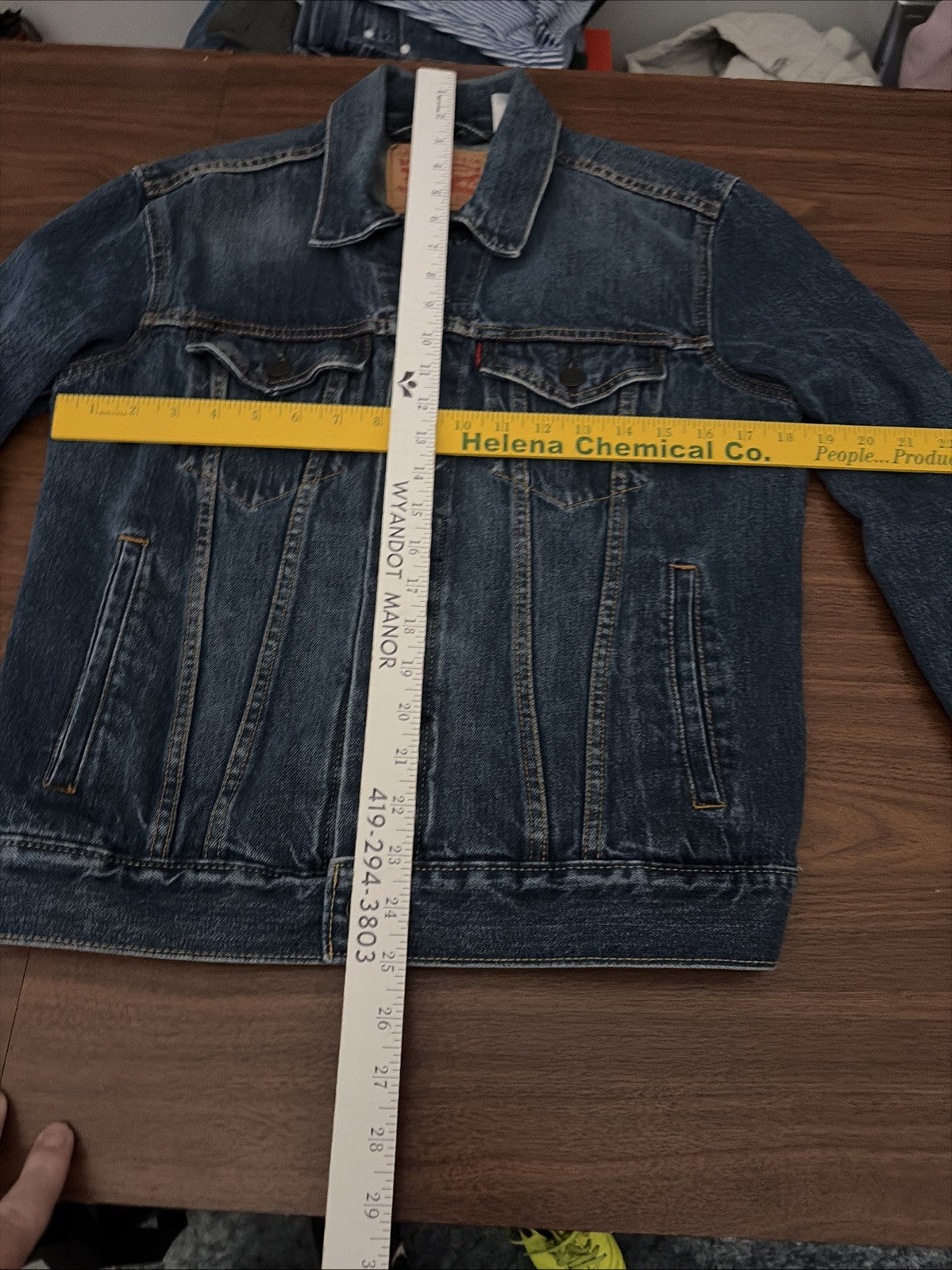 Levi’s Strauss 72334 Blue Denim Classic Trucker Jean Jacket Mens Size Small