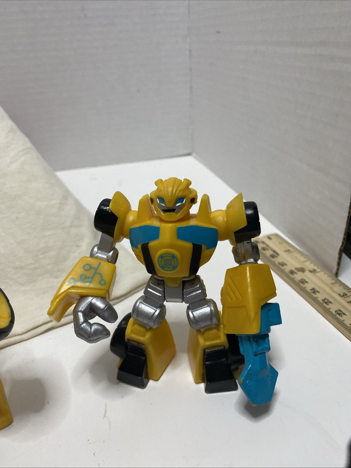 LOT of (5)Hasbro Playskool Heroes Transformers Rescue Bots Toy Figures