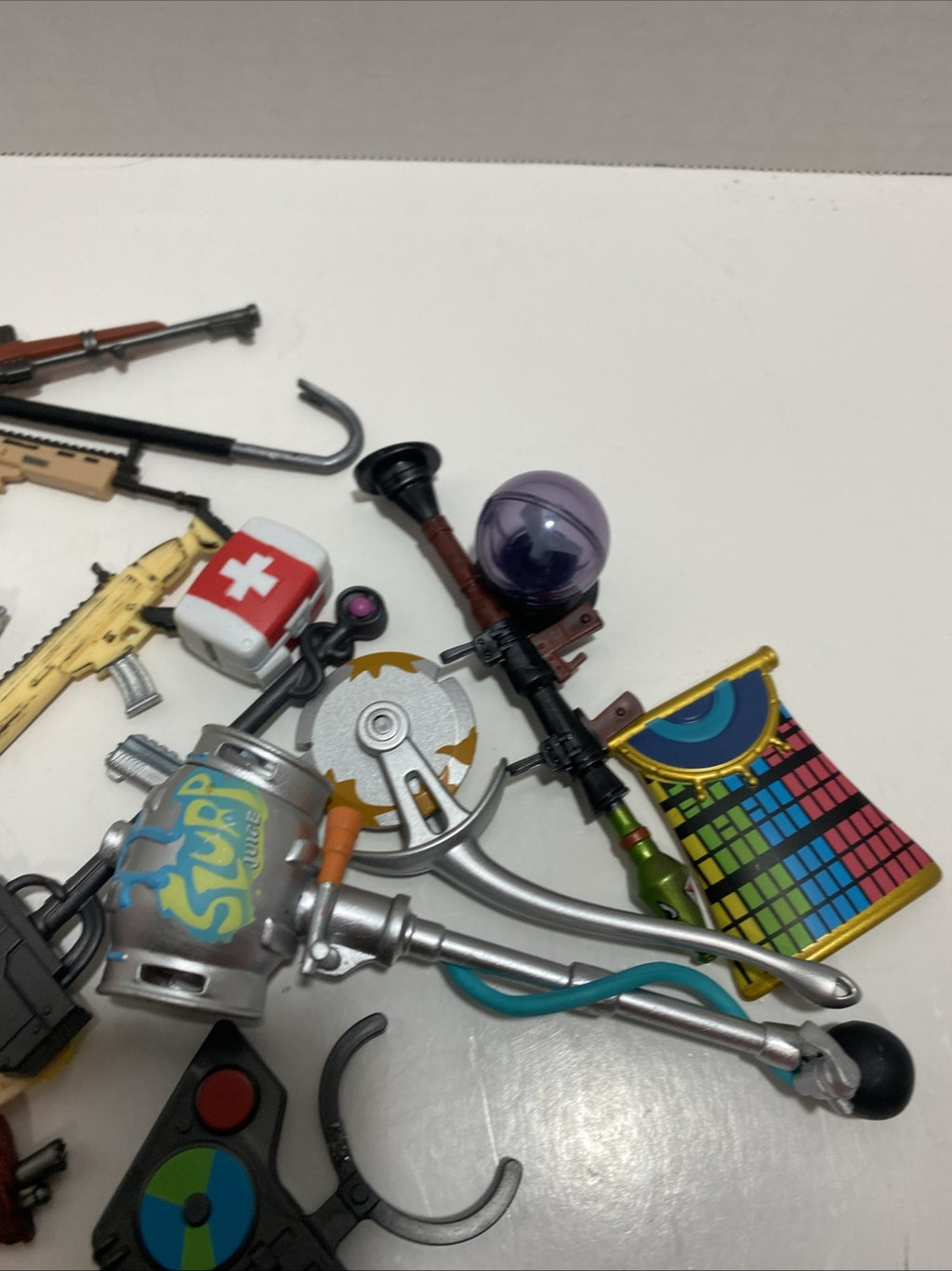 Fortnite Figure Lot of 5 Loose Video Game Epic With accessories. Please see pics