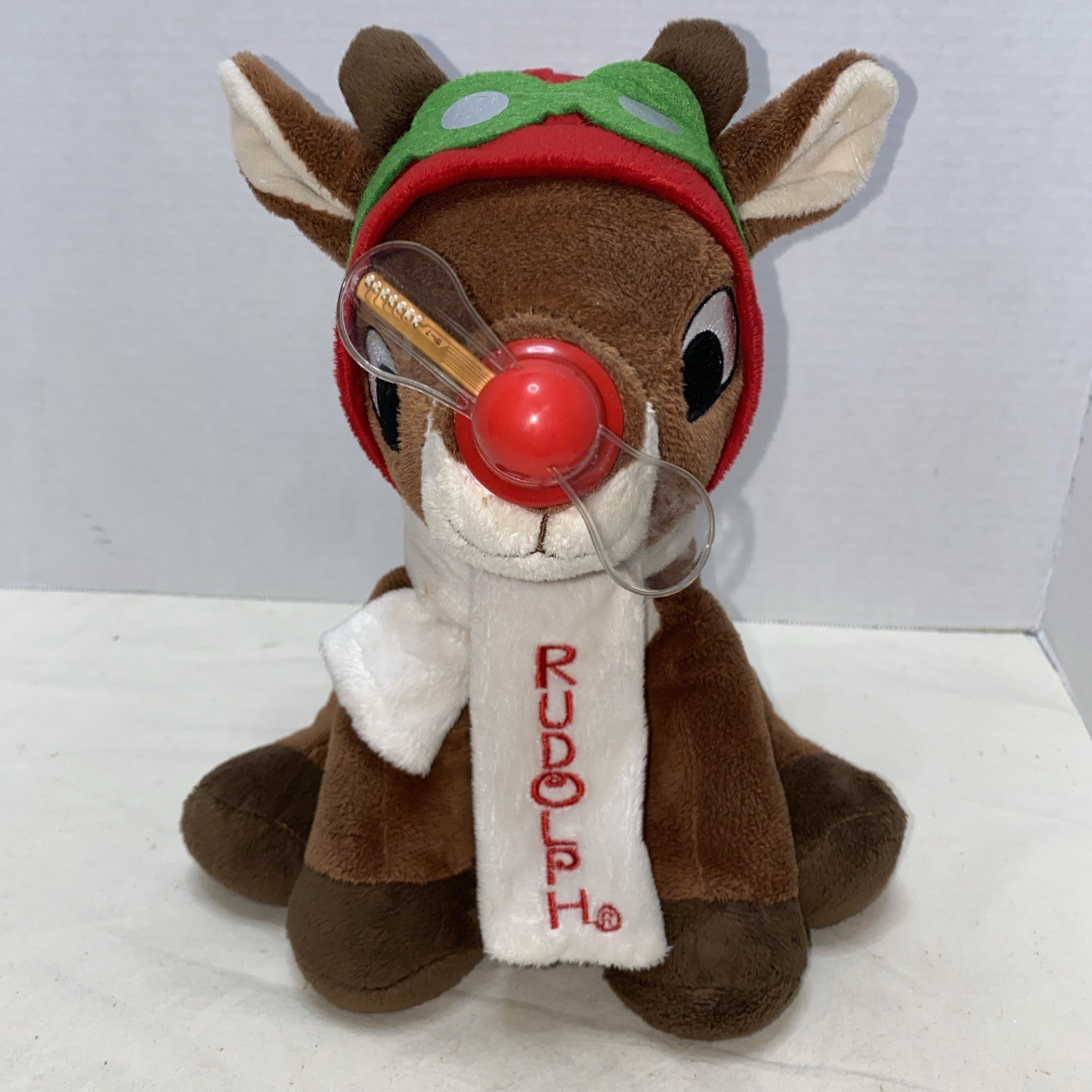 Rudolph The Red Nosed Reindeer Musical With Light Show Spinning Nose ( Works!!)