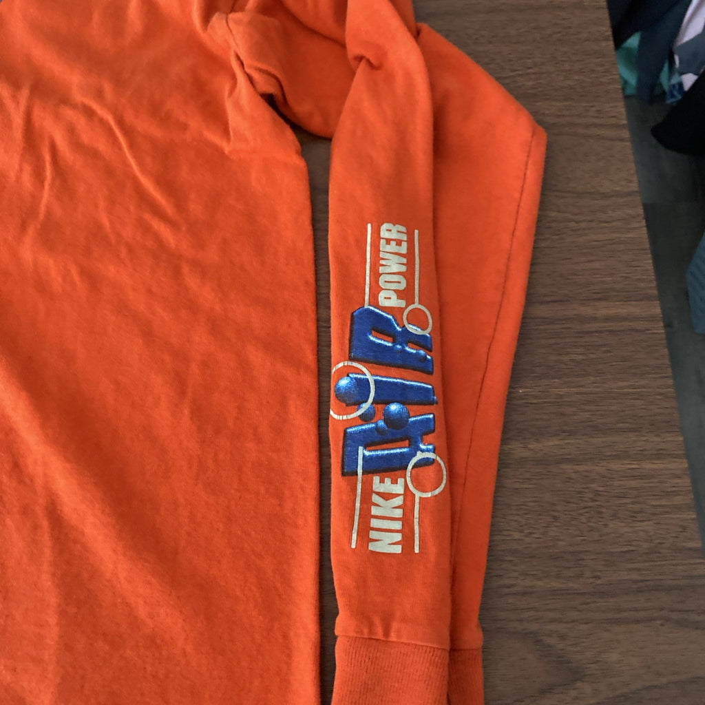Nike Youth extra large 18–20 Nike air powered longsleeve shirt orange free ship