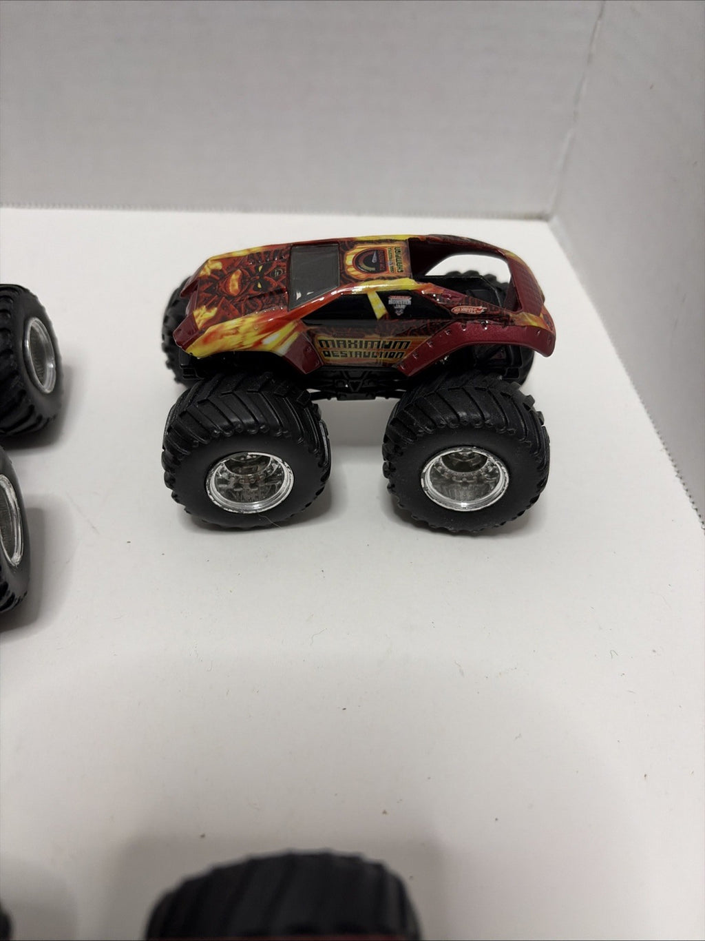 Monster Jam Lot Of 8 Diecast 1:64 Scale Monster Trucks