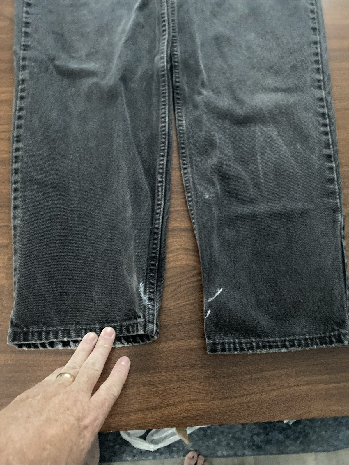Levis 550 Mens Jeans Size 40x30 Relaxed Fit Black 100% Cotton Thick Material
