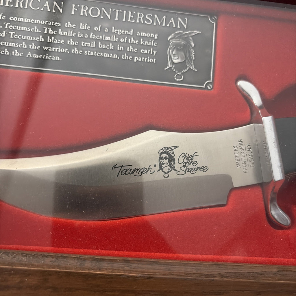 US 1973-75 ALCAS Limited Edition AMERICAN FRONTIERSMAN Fighting Knife & Box