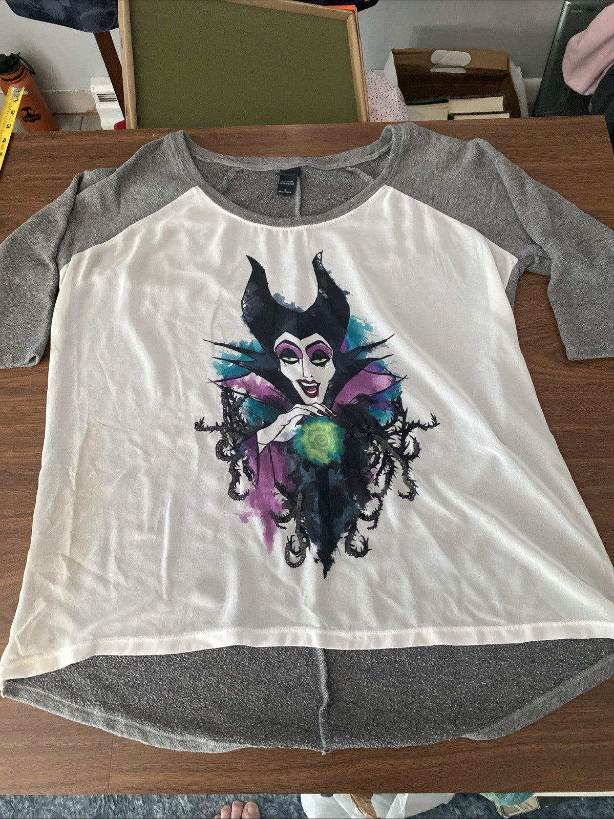 Disney maleficent women’s shirt size one please see picture for size free ship