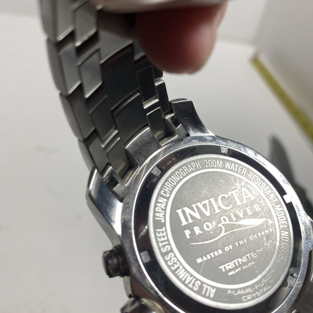 Invicta Pro Diver Men's Watch Model No. 0069. New Battery, No Box.