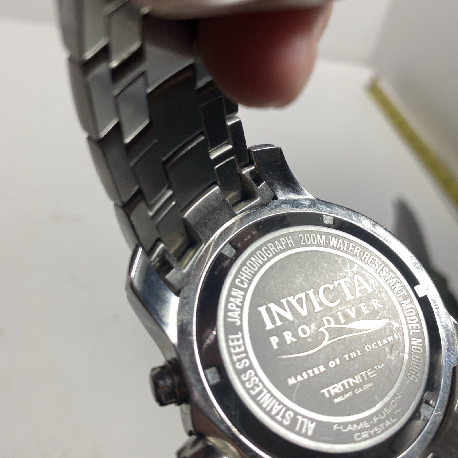 Invicta Pro Diver Men's Watch Model No. 0069. New Battery, No Box.