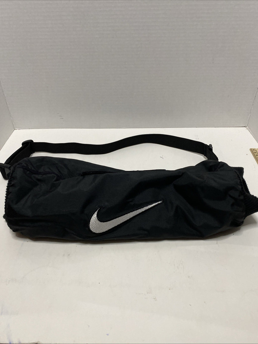 Nike Thermo Handwarmer, Unisex Adult, Black, Adjustable Belt, Knit Cuffs, Pocket