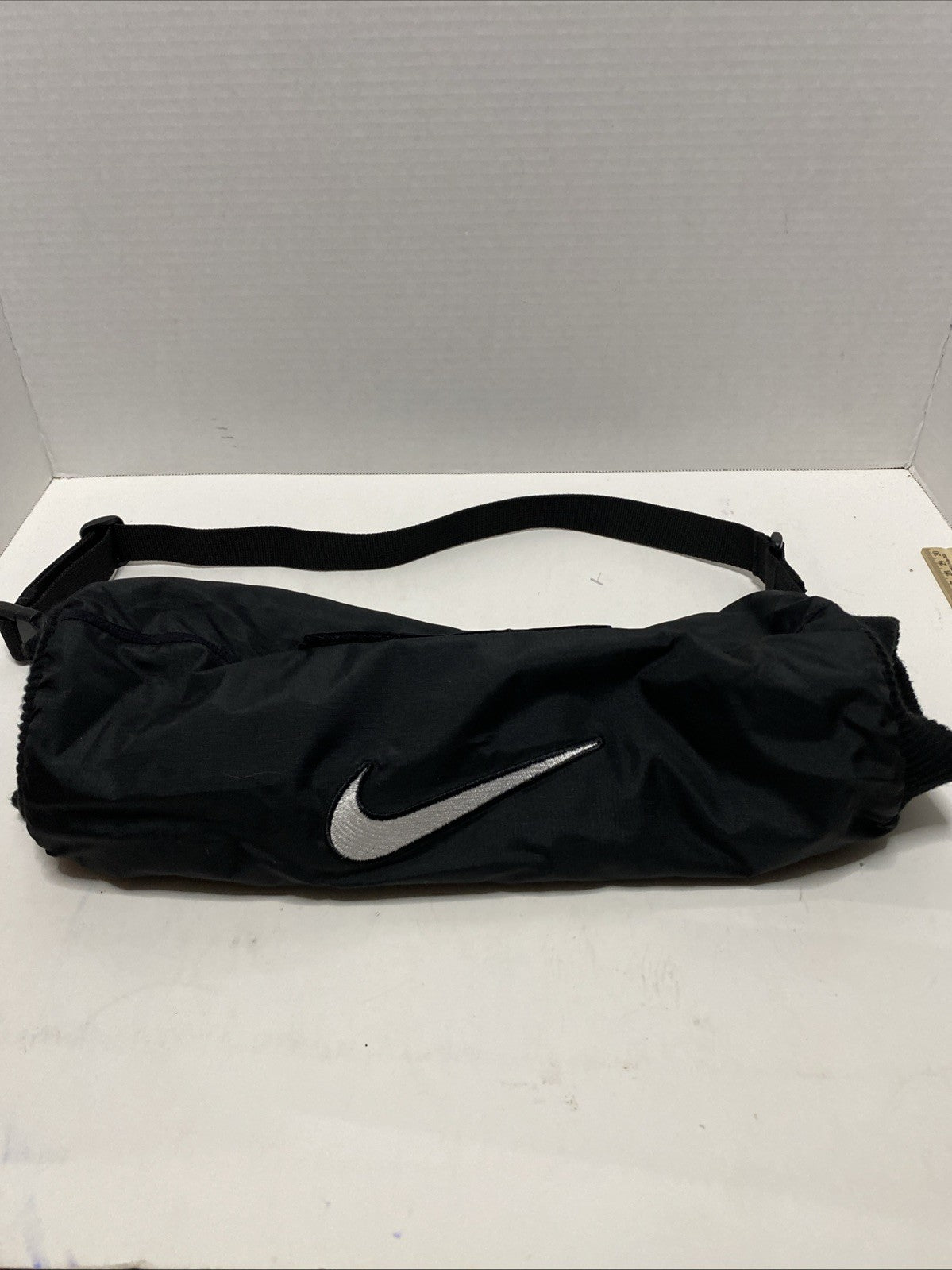 Nike Thermo Handwarmer, Unisex Adult, Black, Adjustable Belt, Knit Cuffs, Pocket