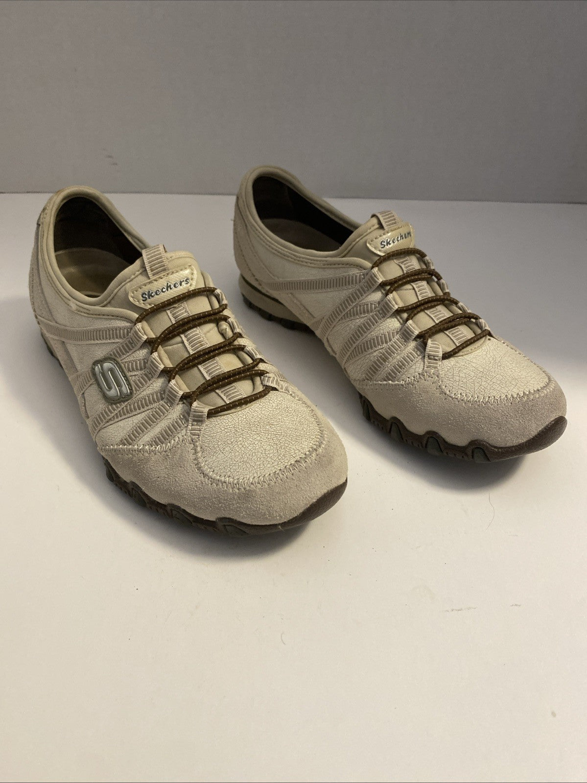 Skechers Women 6.5 Tan SN 21140 Slip On Flex Stretch Athletic Sneaker