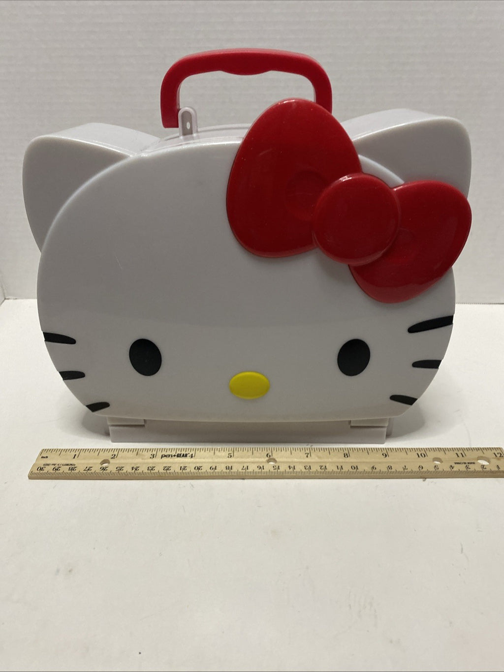 Hello Kitty & Friends Bring-Along Bestie Travel Carrying Case Playset