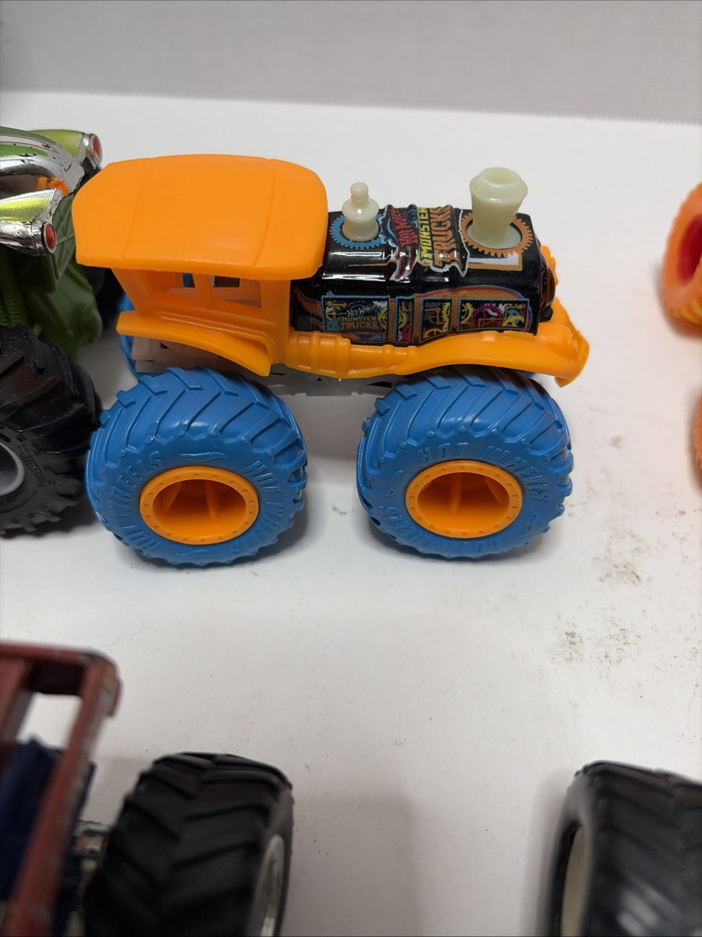 Monster Jam Lot Of 6 Diecast 1:64 Scale Monster Trucks