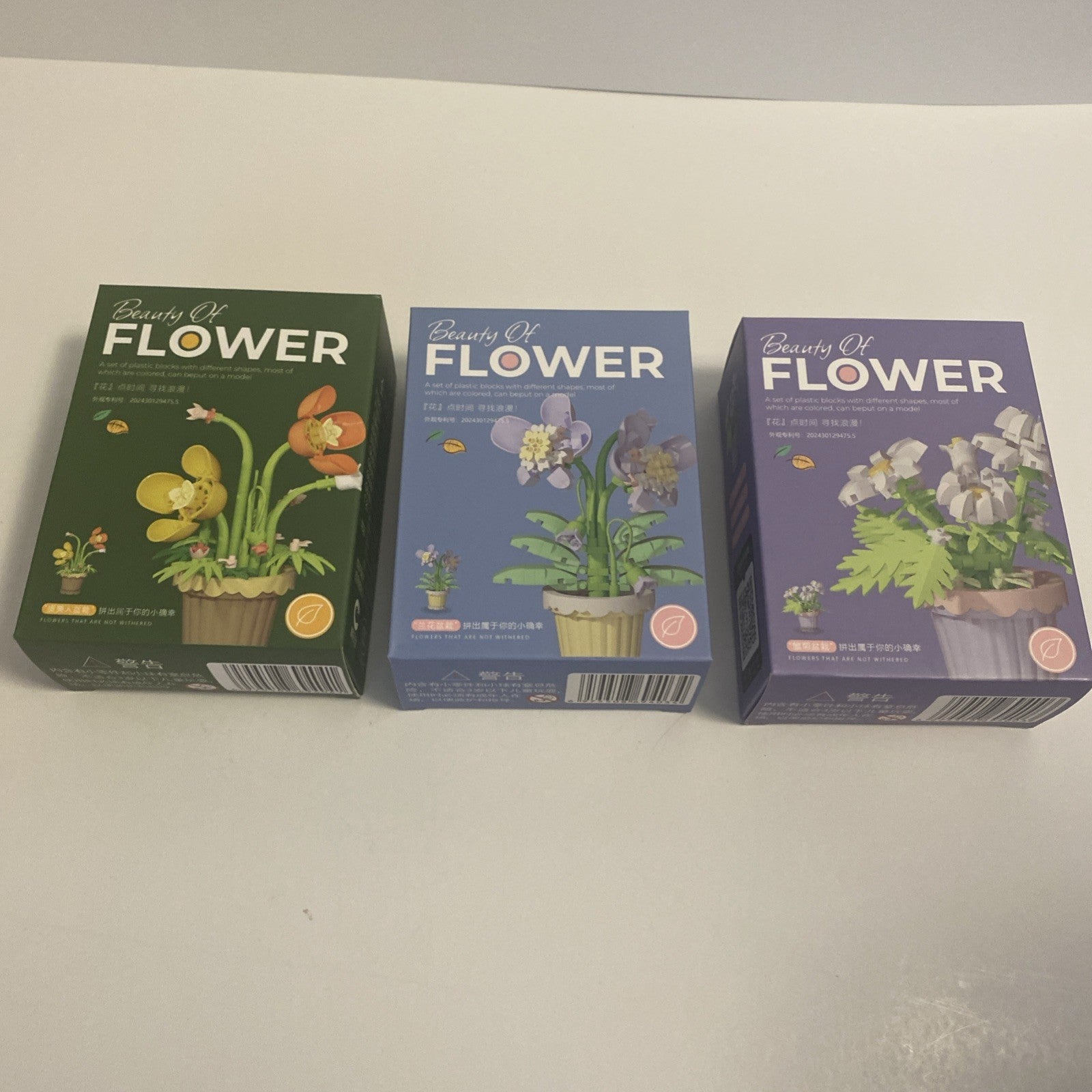 Beauty of FLOWER Lot/Set of Plastic Blocks Pcs. 10 Boxes, All Different And Comp