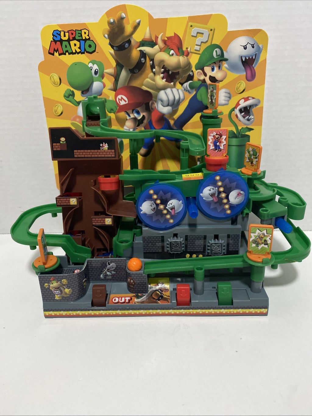 Super Mario Adventure Game Deluxe Bowser Castle and 7 Traps Complete