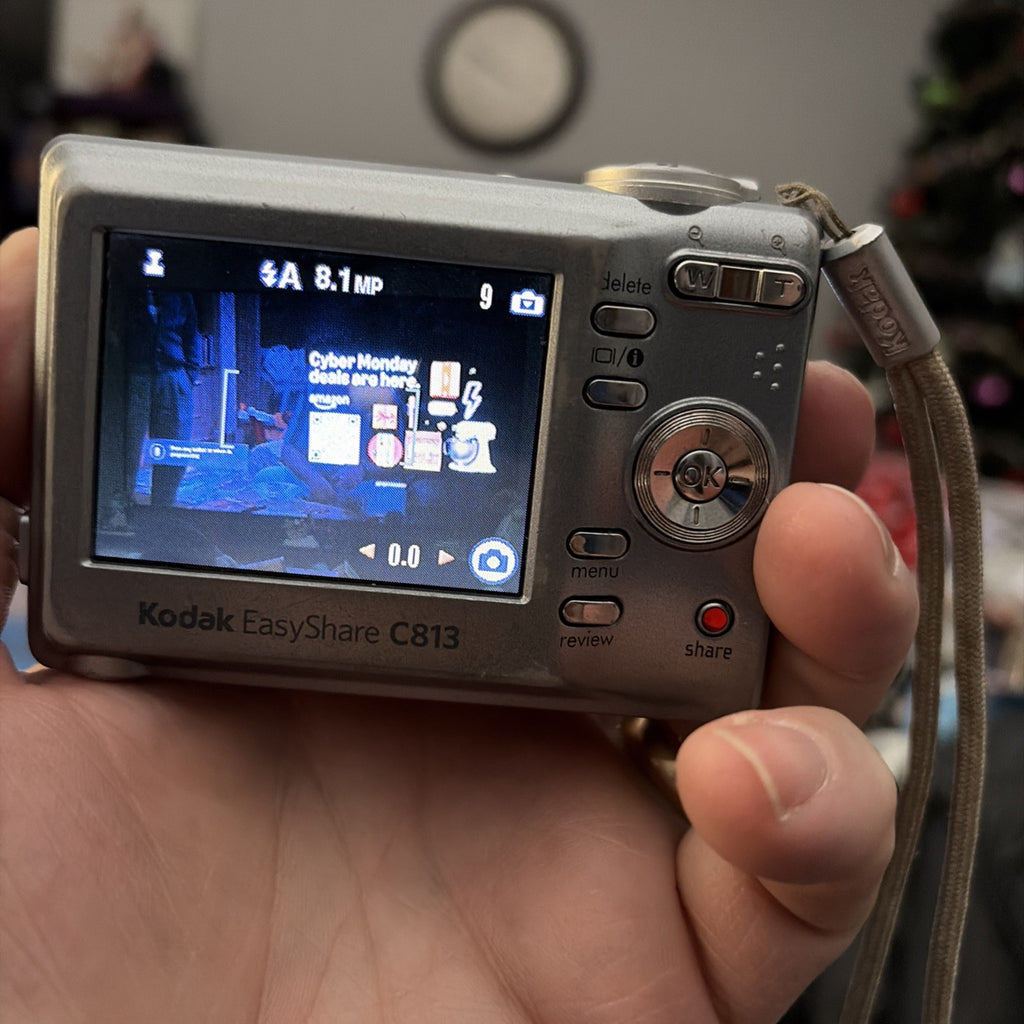 Kodak EasyShare C813 Digital Camera 8.2MP, Silver. Tested Works