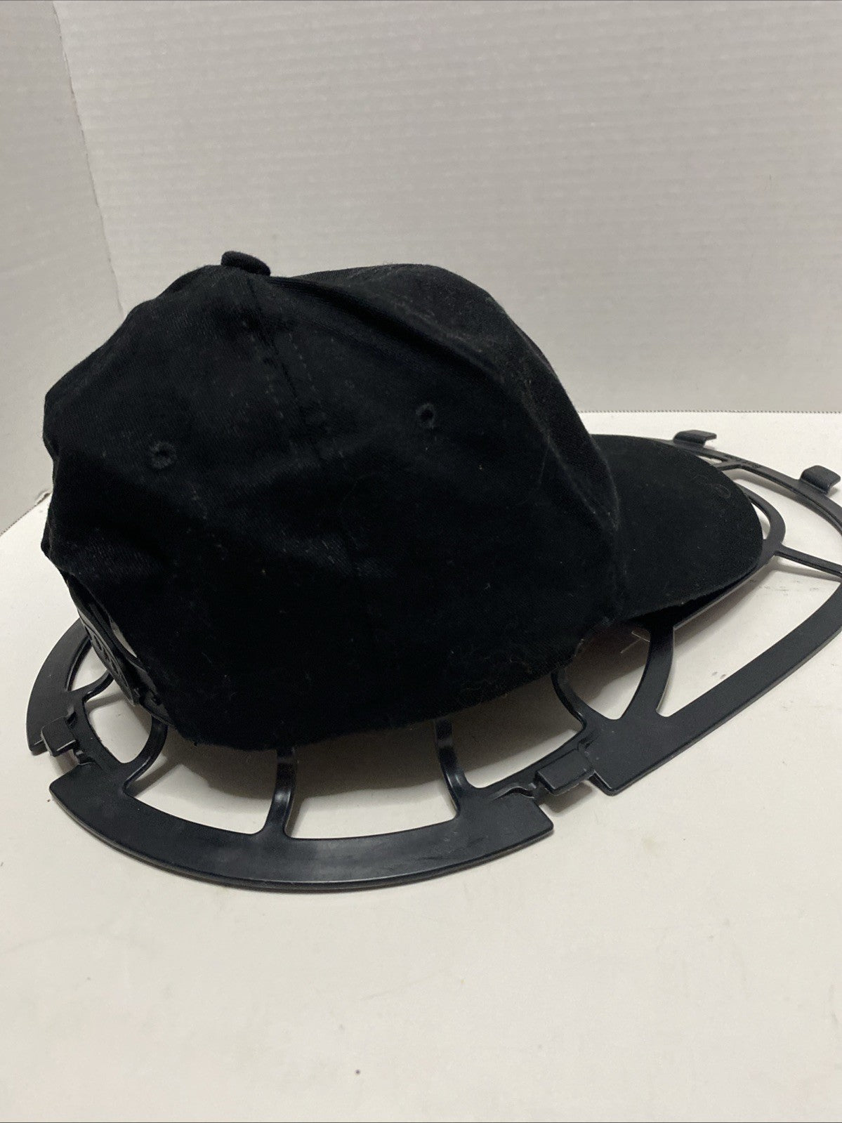 Loot Crate Alert 99.99 Video Gaming Metal Gear Solid Alert Hat New NOS 2017