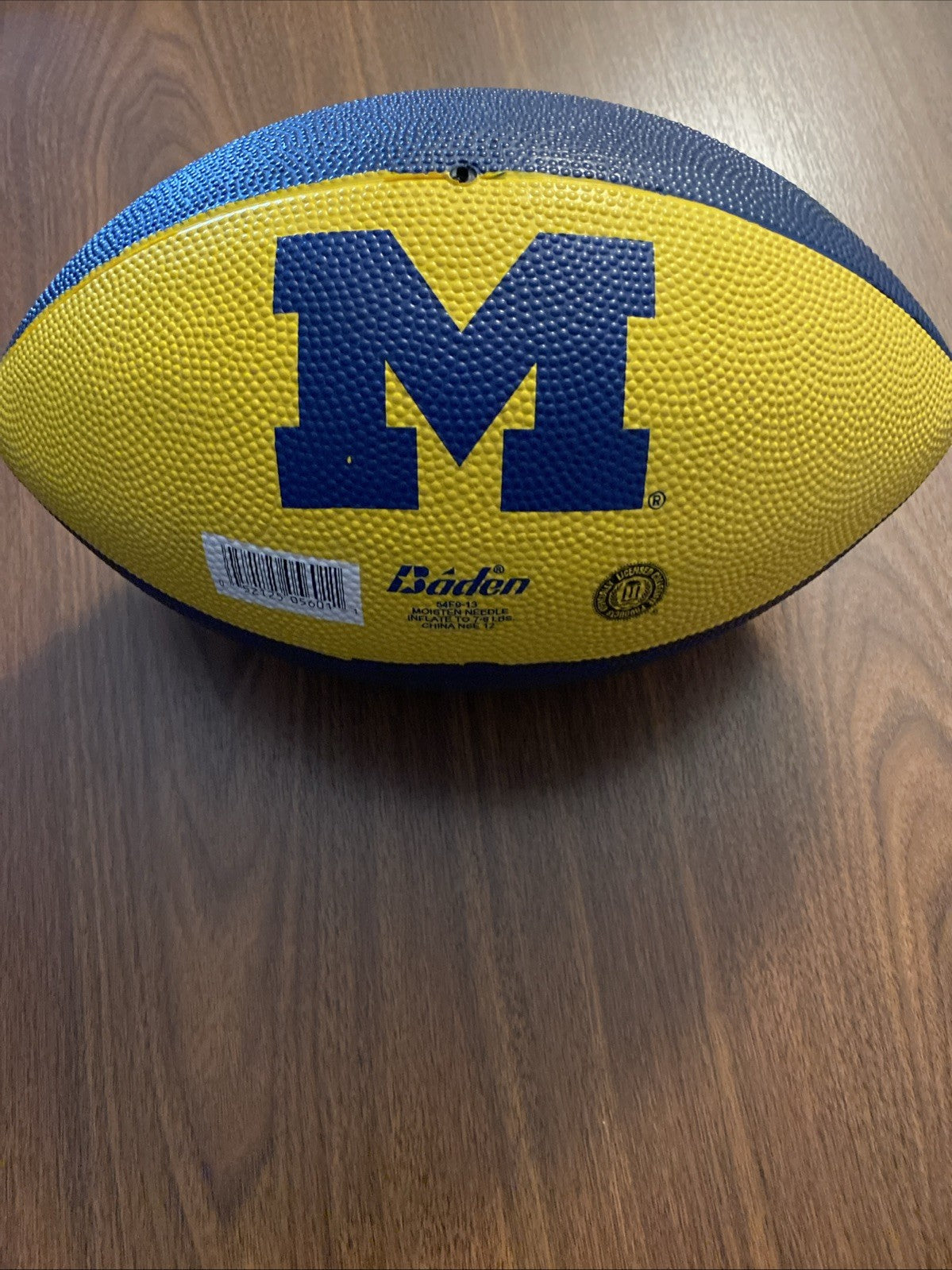 Vintage Michigan Wolverines College Football. Collectible Rare! 