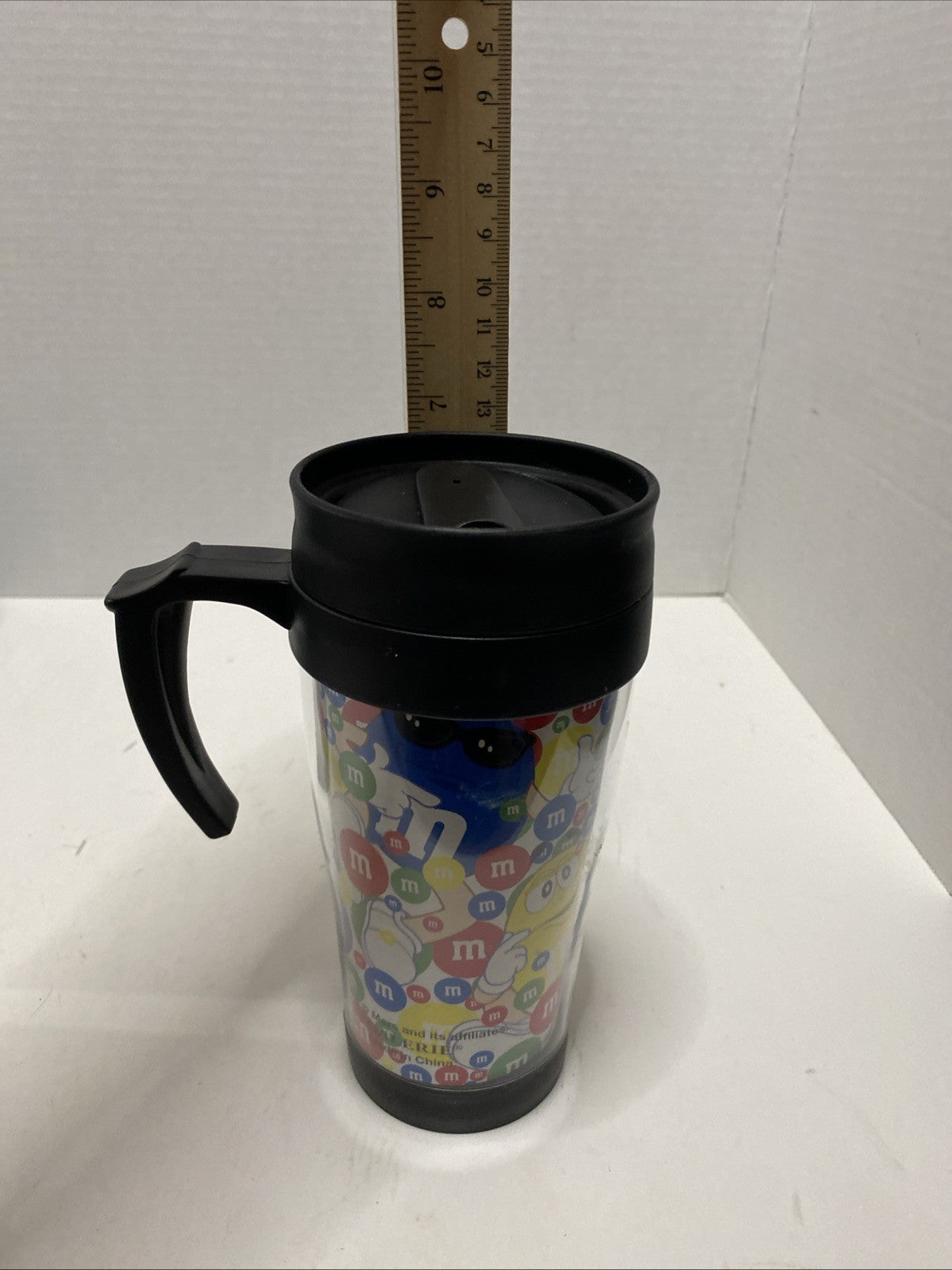 M&M CANDY MARS Coffee Travel Tumbler 13 Ounce Green Red Blue Yellow Chocolate 