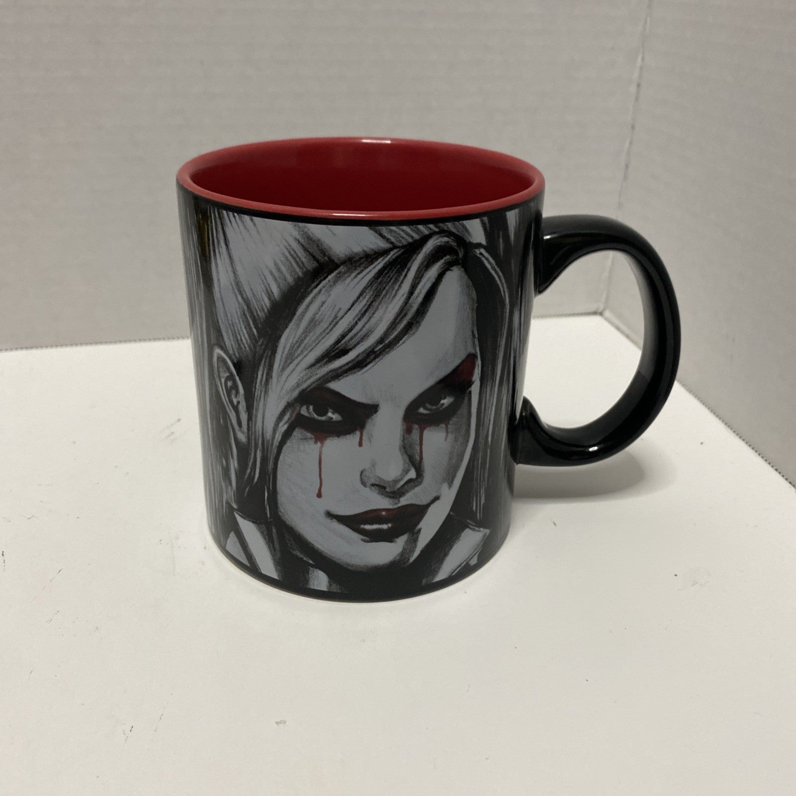 Harley Quinn Batman DC Comics 20 Ounce Ceramic Coffee Mug Silver Buffalo