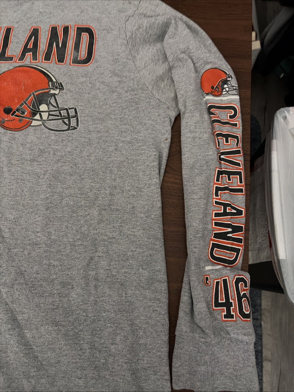 NFL Team Apparel Cleveland Browns Football Men's Long Sleeve Shirt Size XL Gray