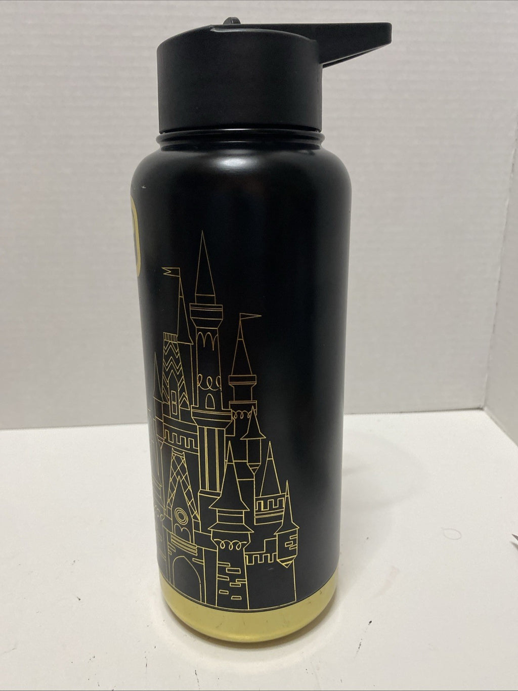Walt Disney World Cinderella Castle Black & Gold Outline 31.5 oz Tumbler Bottle