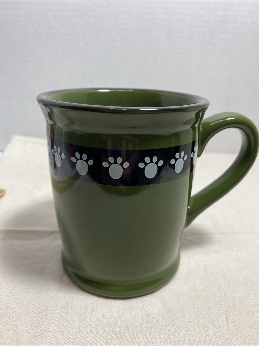 Doctors Foster & Smith 16oz Mug/Cup With Row Of Pawprints