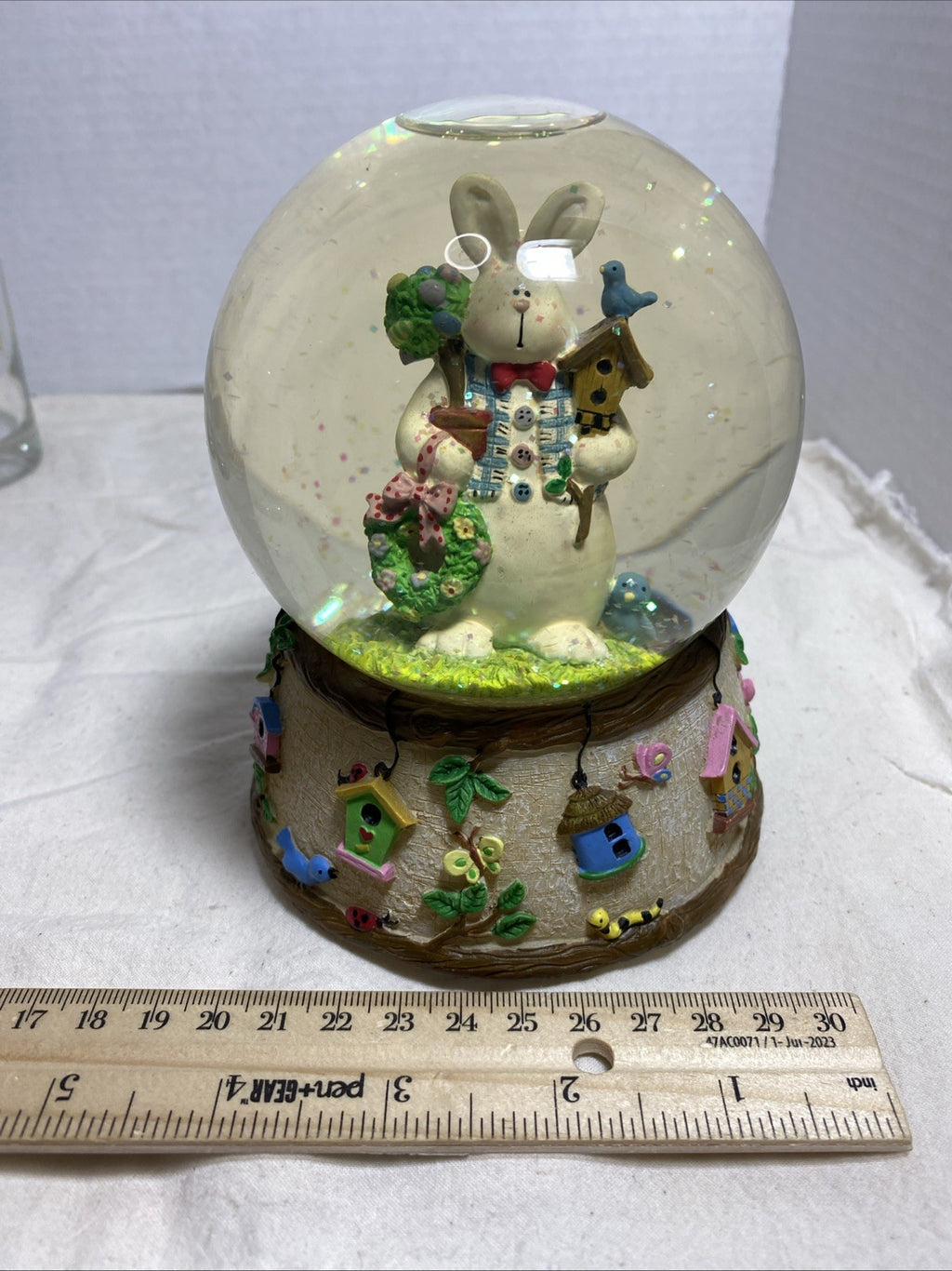 Easter Bunny Wind Up Musical Snow Globe - Plays "Easter Parade"
