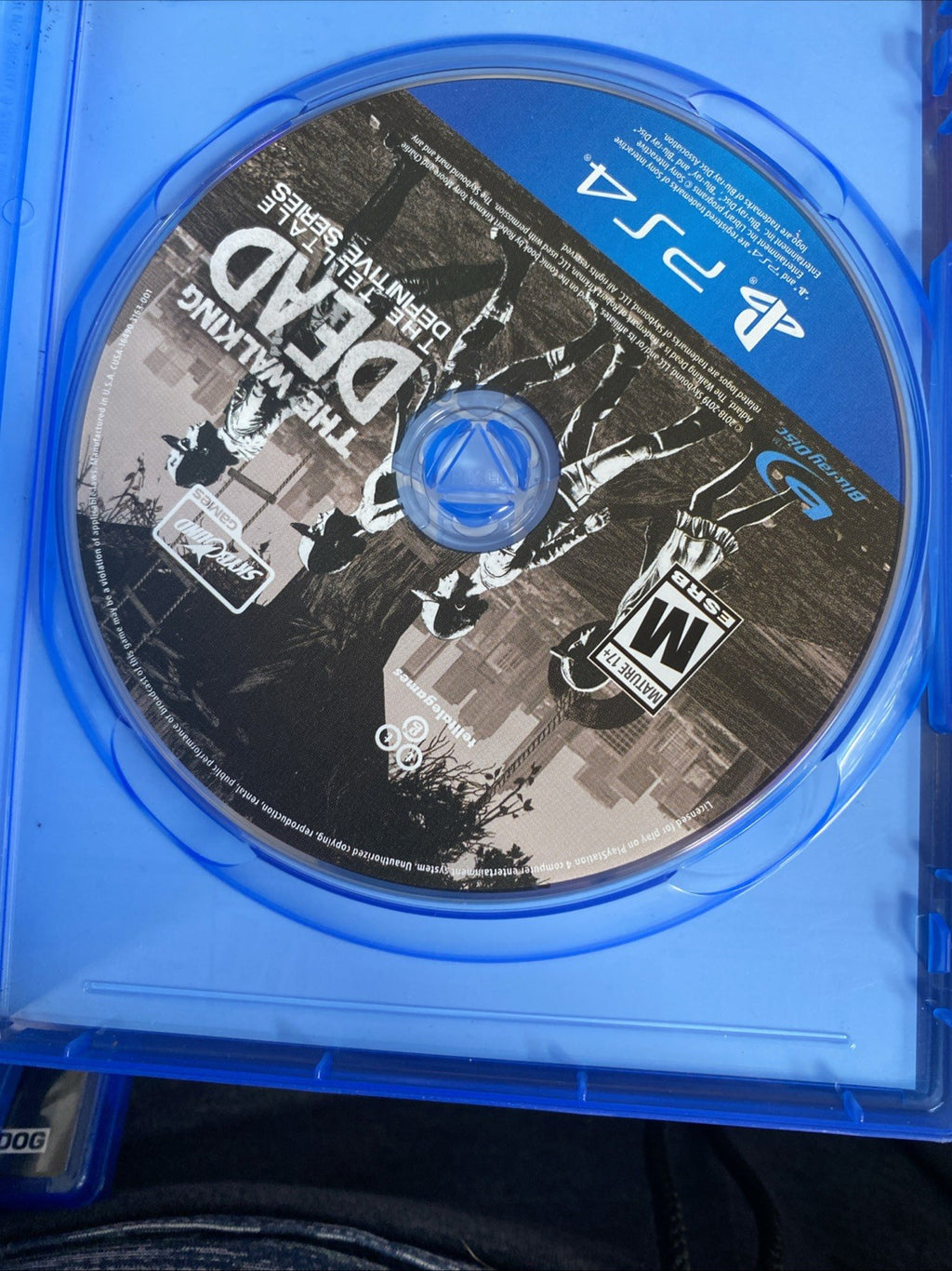 The Walking Dead: The Telltale Definitive Series (PlayStation 4, 2019)