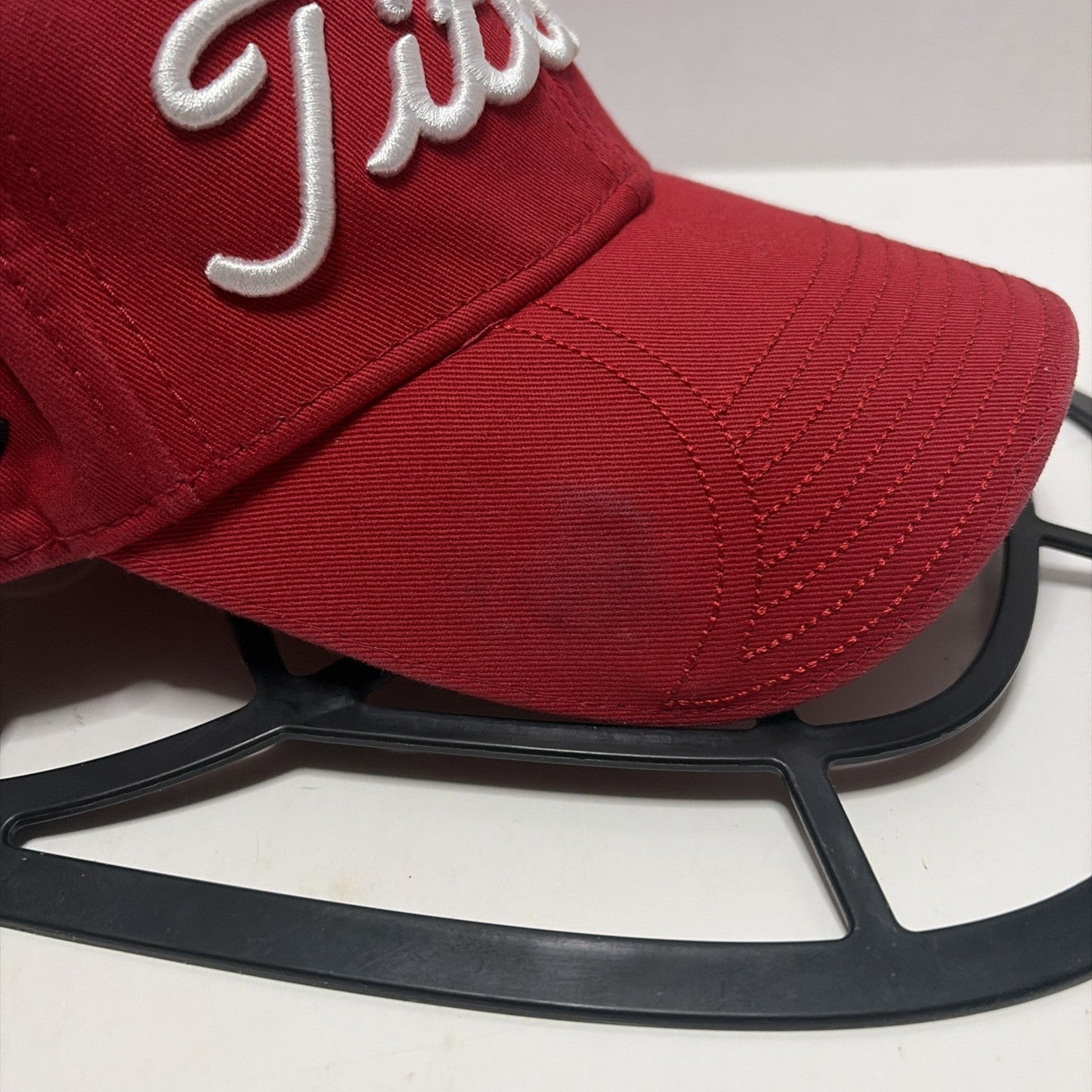 Titleist New Era MLB Cincinnati Reds Logo Golf Hat Cap Strapback NO BALL MARKER