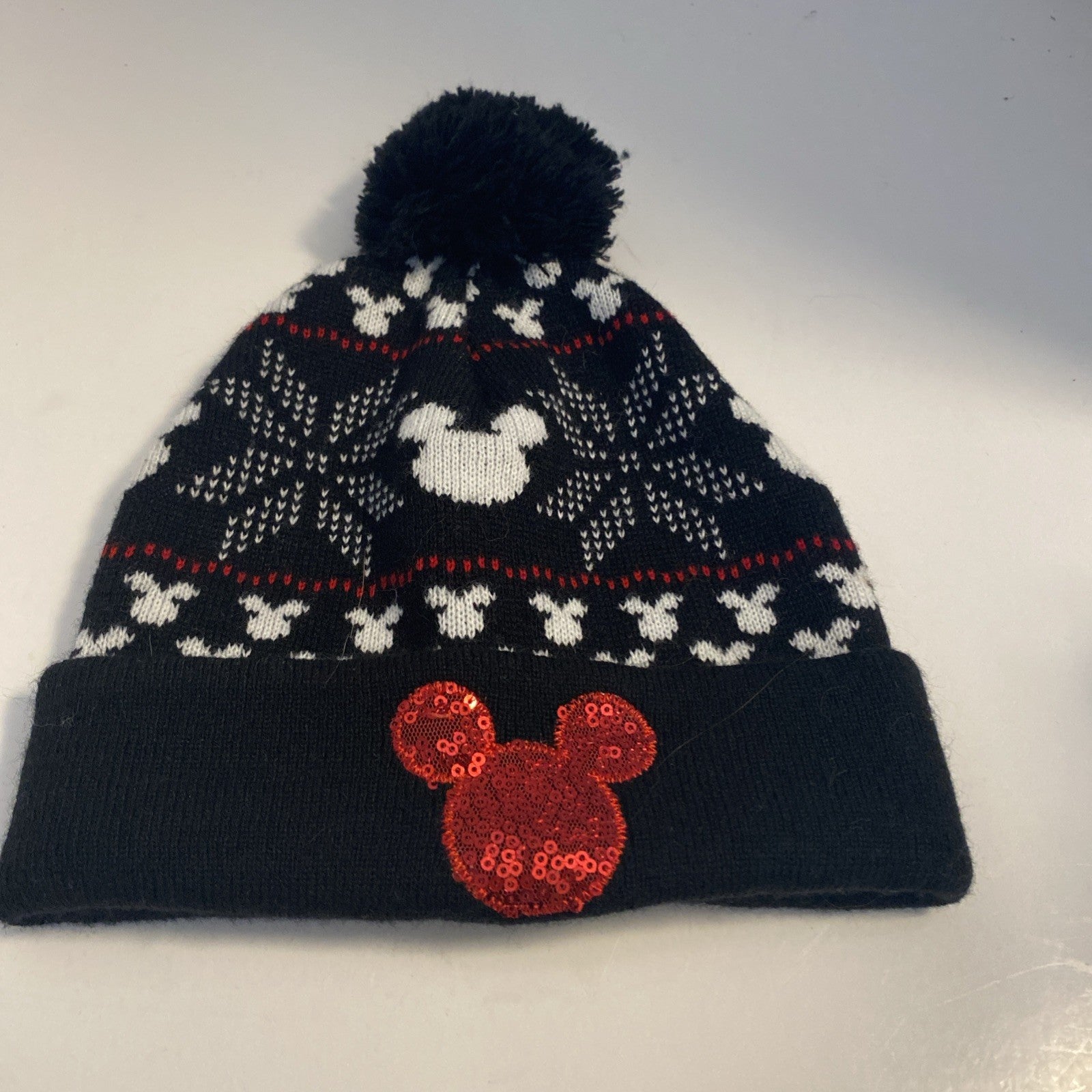Disney Mickey Mouse beanie with pom-pom red sequence black-and-white knit cap