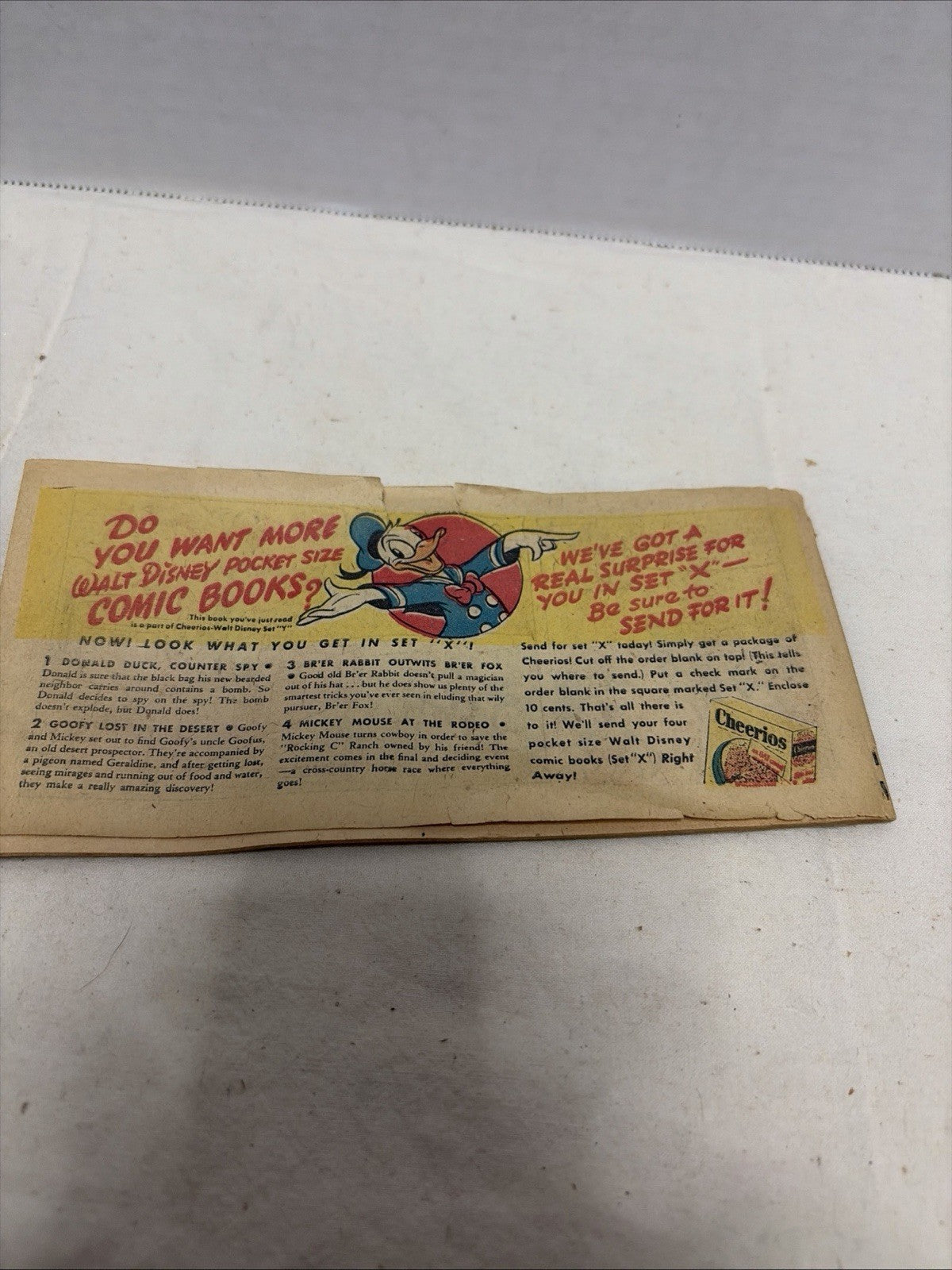 Vintage SUPER RARE SUPER NICE Pocket Size Walt Disney Comic Book