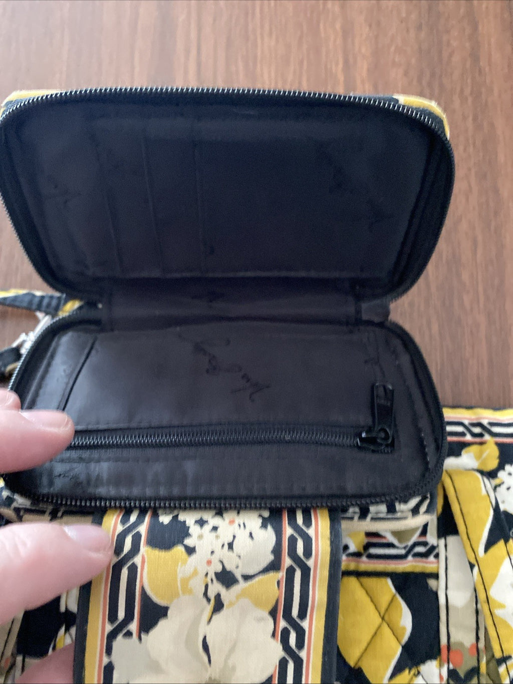 Vera Bradley Dogwood Tote/Purse And Wallet Set - Yellow, White, and Black