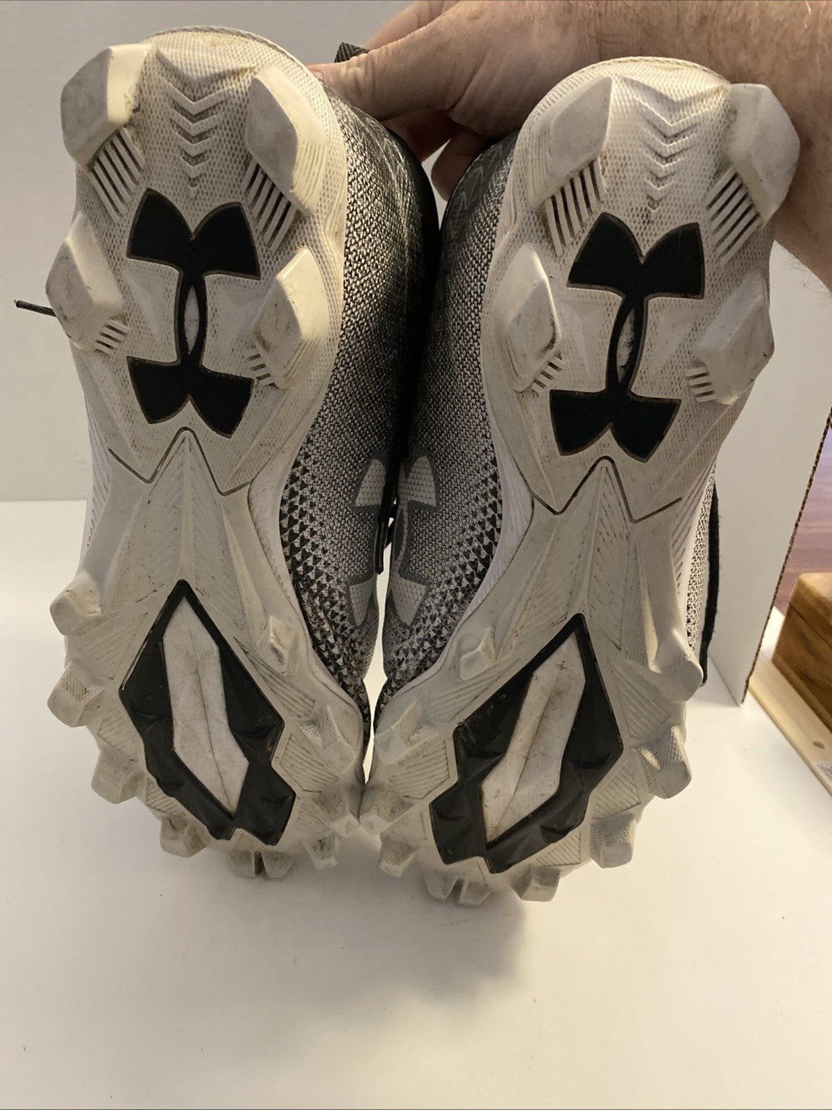 Under Armour Football Cleats- Great Shape! Men's 14. Need In-soles