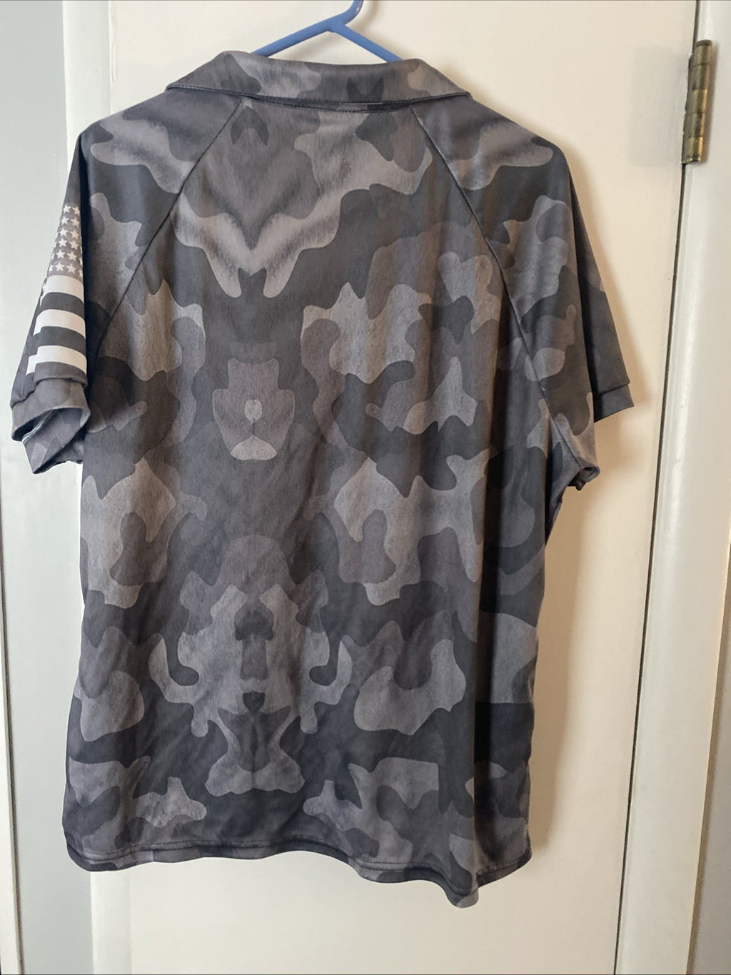 Men’s polo gray camouflage short sleeve shirt flag left sleeve size large