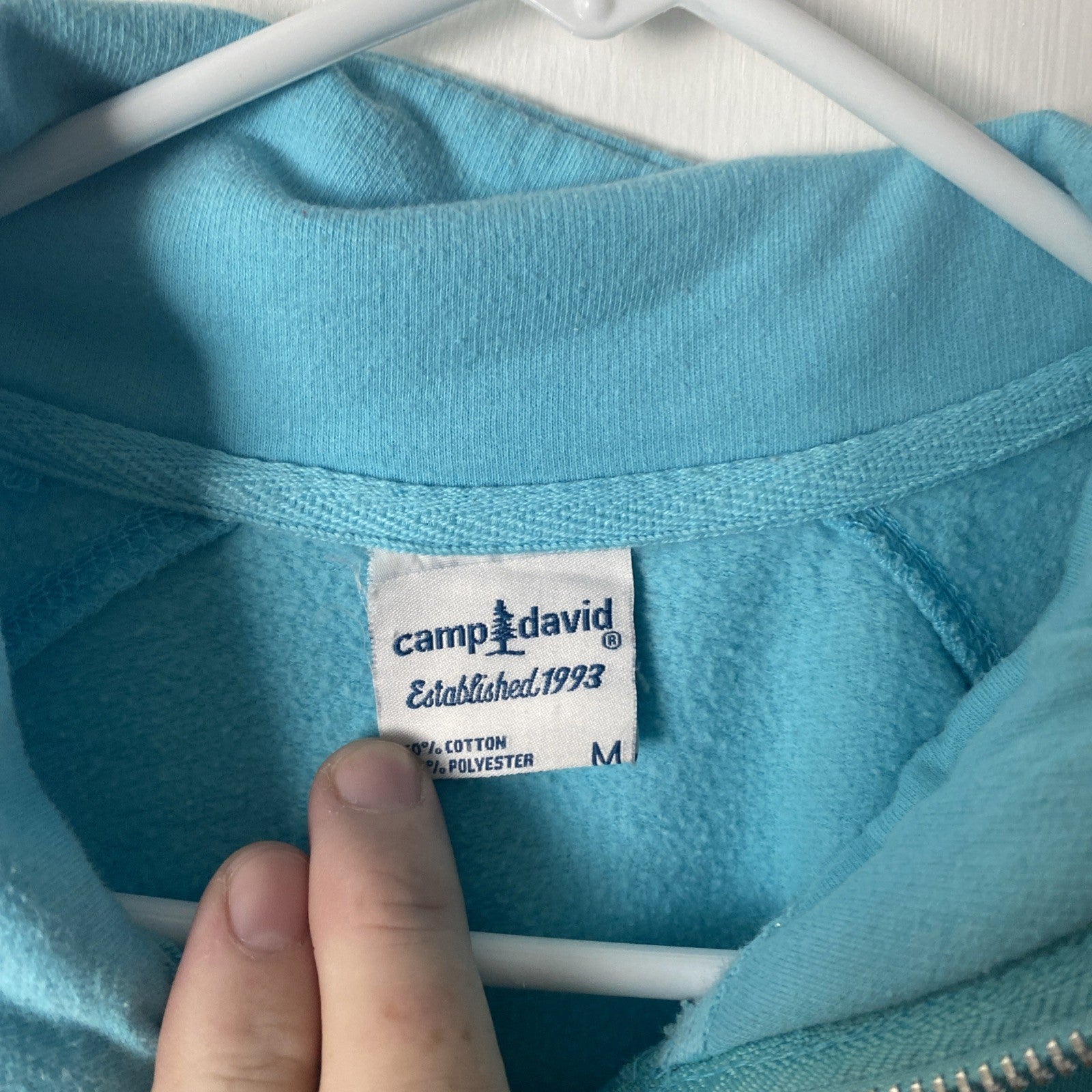 Camp David size medium women’s light blue long sleeve sweat top 1/4 zip
