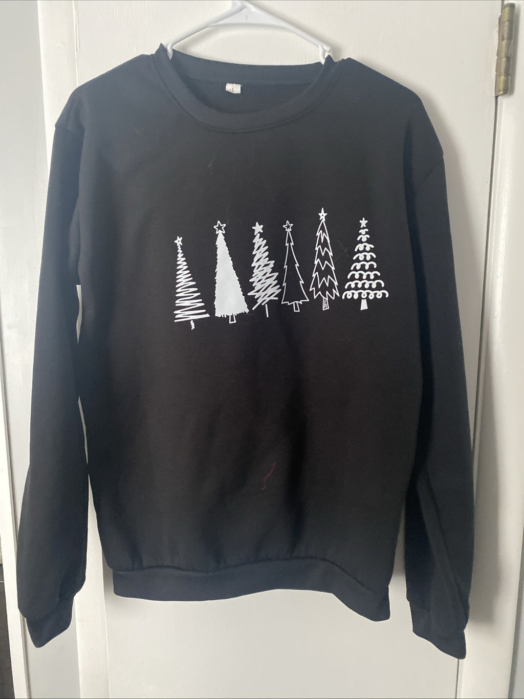 Christmas Tree Sweatshirt Black Size Large